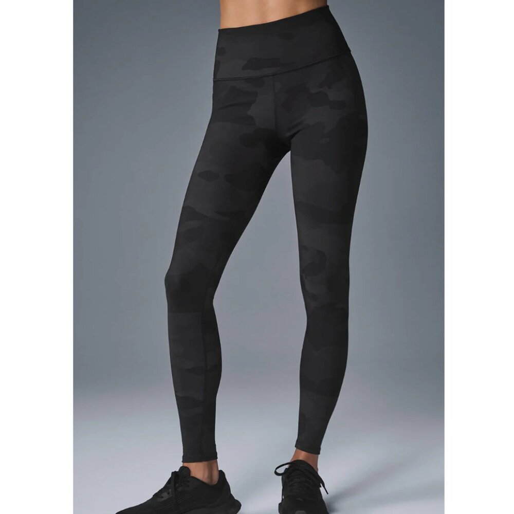 Alo High-Waist Camo Vapor Legging Black Camouflage Size M